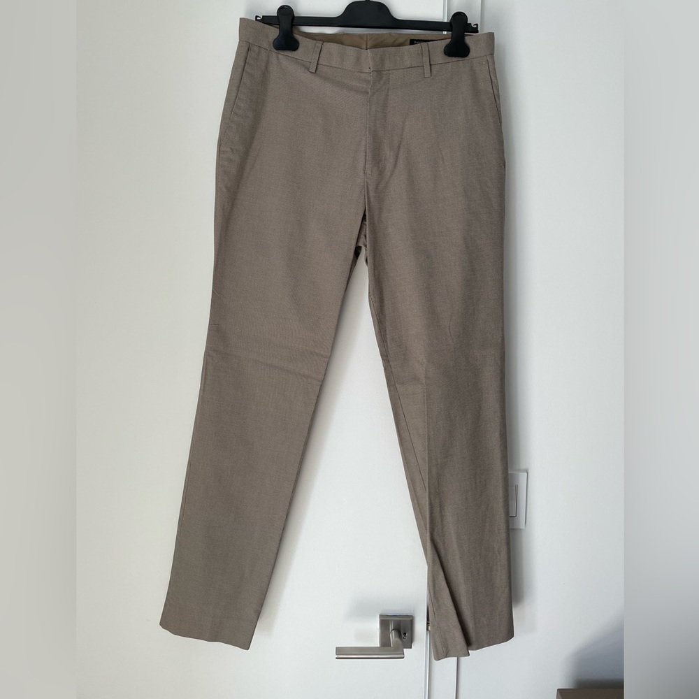 Banana Republic slim fit pants 33x34